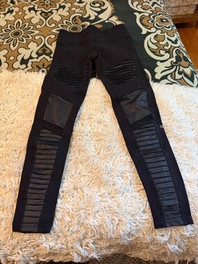 Alo Moto-Stitch Leggings
